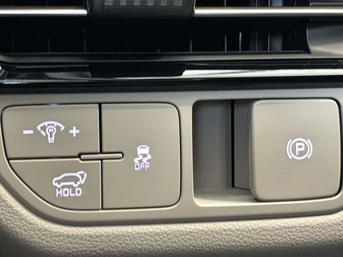 New 2026 Kia Sportage EX FWD image 38