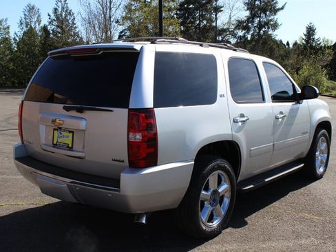 Used 2011 Chevrolet Tahoe LTZ image 4