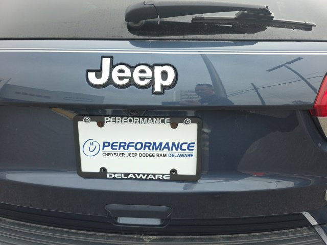Used 2019 Jeep Grand Cherokee Summit AWD/4WD image 32