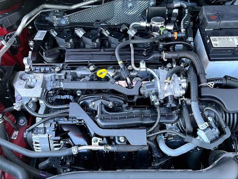 Certified 2023 Toyota Corolla Cross XLE FWD image 33