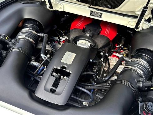 Used 2018 Ferrari 488 Spider RWD image 25
