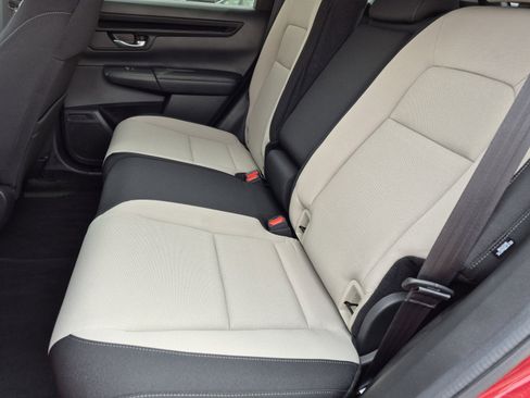 Used 2023 Honda CR-V EX image 16