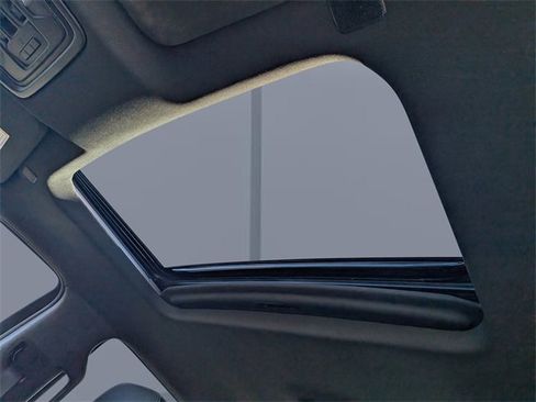 Used 2021 Chevrolet Silverado 1500 High Country w/ Technology Package image 20