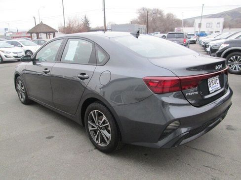Used 2023 Kia Forte LXS image 4