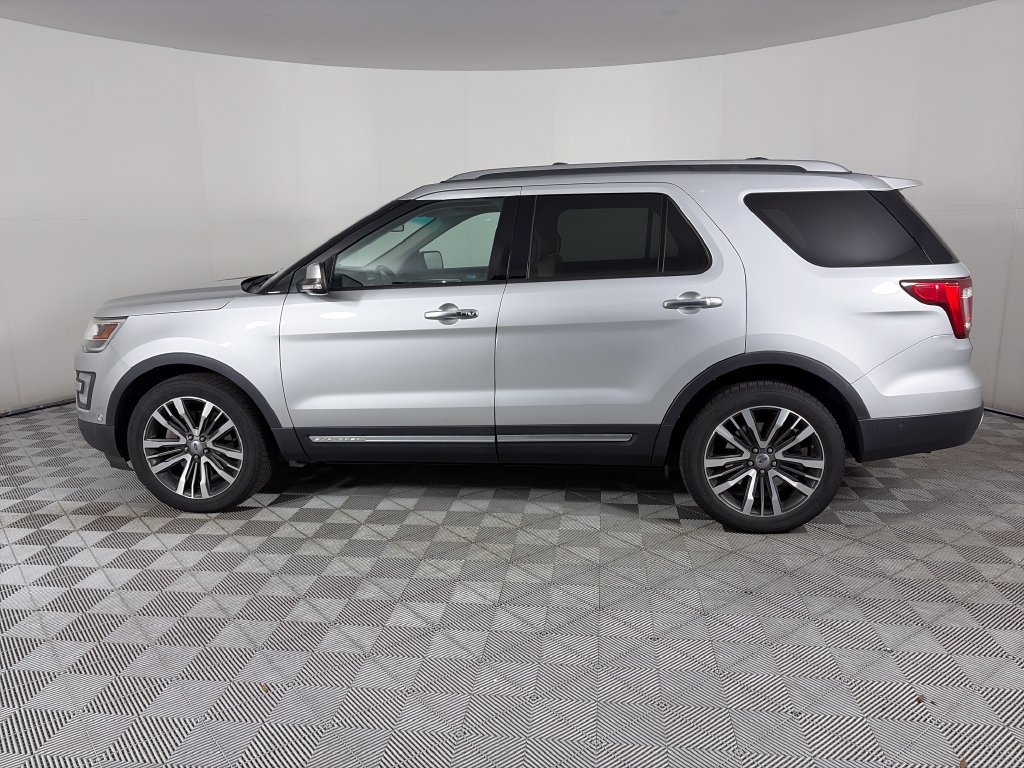 Used 2016 Ford Explorer Platinum AWD/4WD image 4