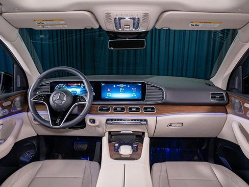 Certified 2025 Mercedes-Benz GLE 450e 450e 4MATIC® SUV image 13