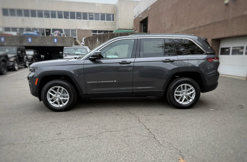 New 2026 Jeep Grand Cherokee 4WD image 14