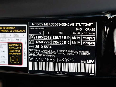 Used 2026 Mercedes-Benz GLC 300 4MATIC image 39