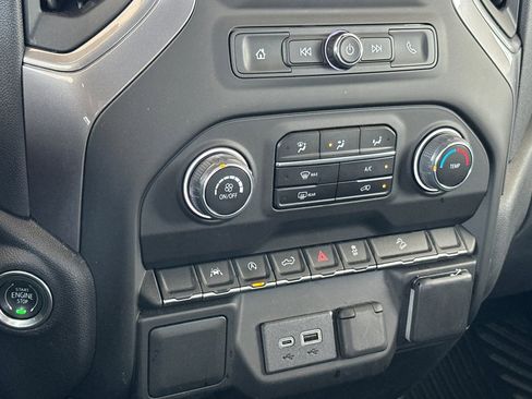 Used 2023 Chevrolet Silverado 1500 Custom Trail Boss w/ LPO, Dark Essentials Package AWD/4WD image 18