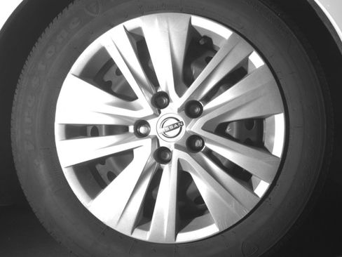 Used 2025 Nissan Sentra S FWD image 16