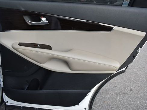 Used 2019 Kia Sorento EX w/ EX Touring Package image 47