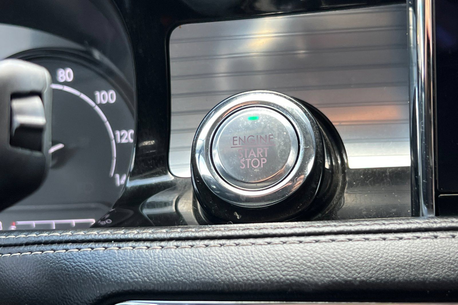 Used 2022 Lincoln Corsair FWD image 22