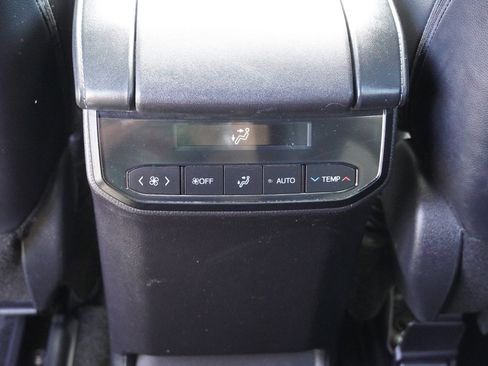 Certified 2024 Toyota Highlander XSE image 25