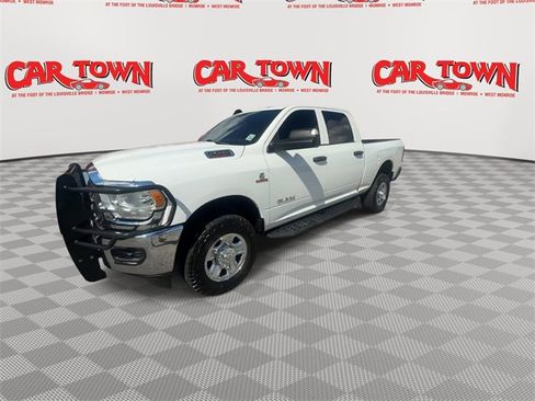 Used 2022 RAM 2500 Tradesman w/ Chrome Appearance Group image 4