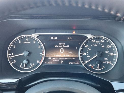 New 2025 Nissan Pathfinder SL image 11