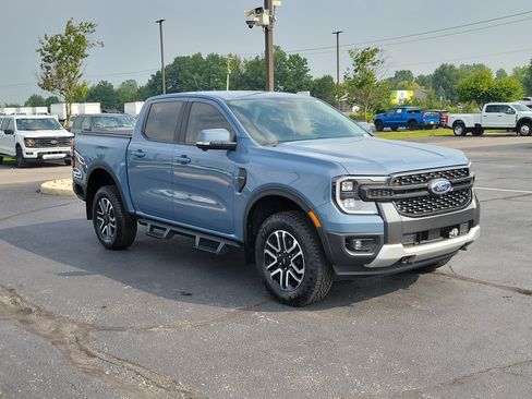 Used 2025 Ford Ranger Lariat w/ Trailer Tow Package AWD/4WD image 5