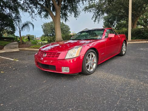 Used 2004 Cadillac XLR RWD image 35