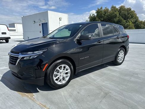 Certified 2024 Chevrolet Equinox LS w/ LS Convenience Package image 32