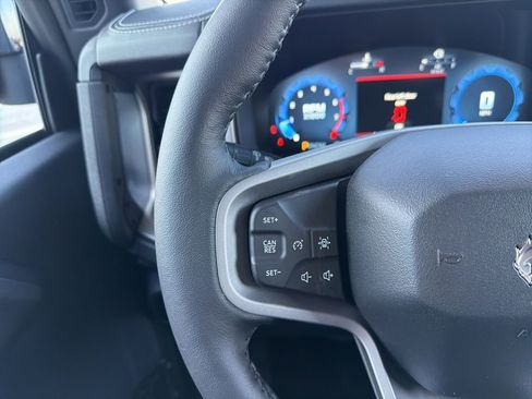 New 2025 Ford Bronco Outer Banks w/ Sasquatch Package AWD/4WD image 13