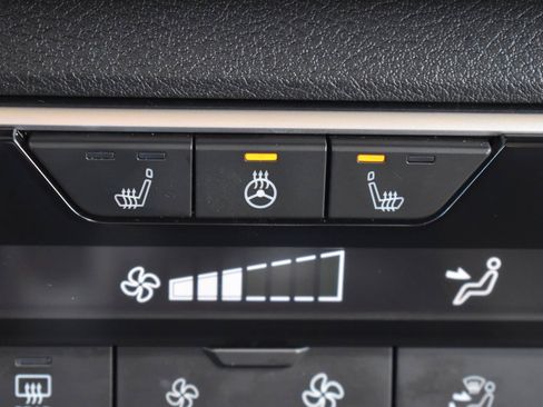 Used 2024 Nissan Altima 2.5 SL AWD/4WD image 13