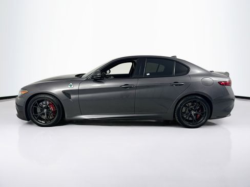 Used 2020 Alfa Romeo Giulia Quadrifoglio w/ Nero Edizione RWD image 8