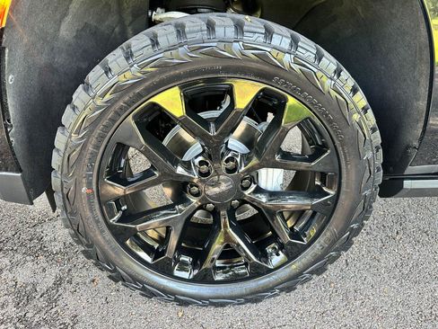 Used 2022 GMC Yukon Denali RWD image 63