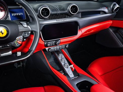 Certified 2023 Ferrari Portofino M image 26