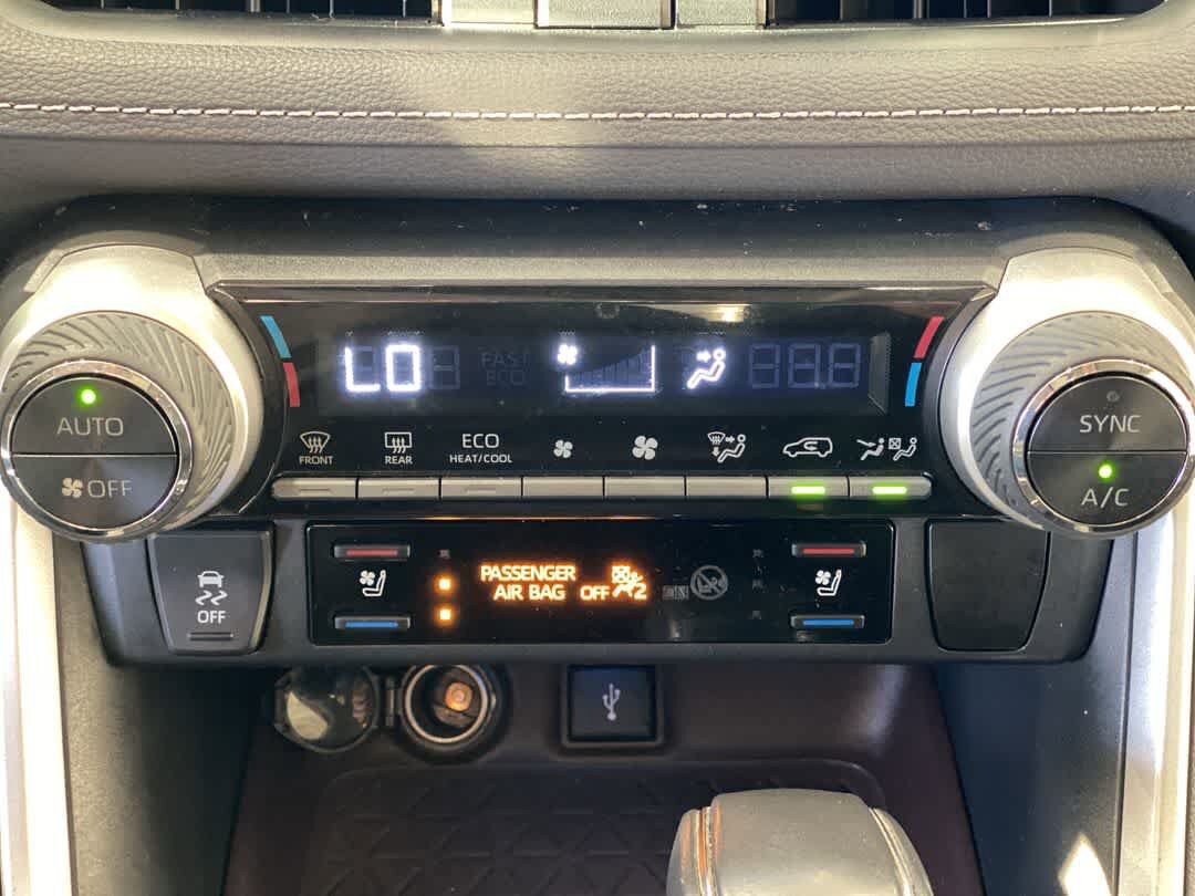 Certified 2021 Toyota RAV4 Limited w/ Limited Grade Weather Package AWD/4WD image 22
