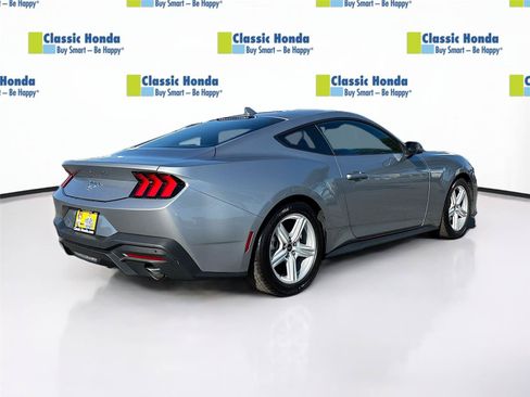 Used 2026 Ford Mustang Premium RWD image 8