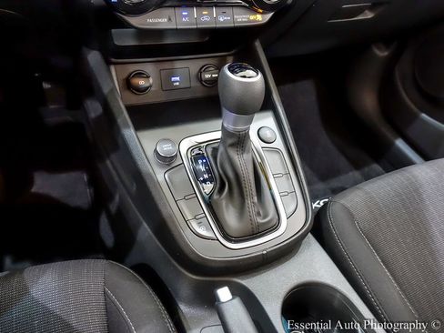 Used 2023 Hyundai Kona SEL AWD/4WD image 23