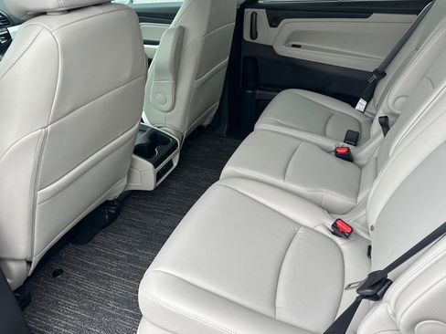 New 2026 Honda Odyssey EX-L image 13
