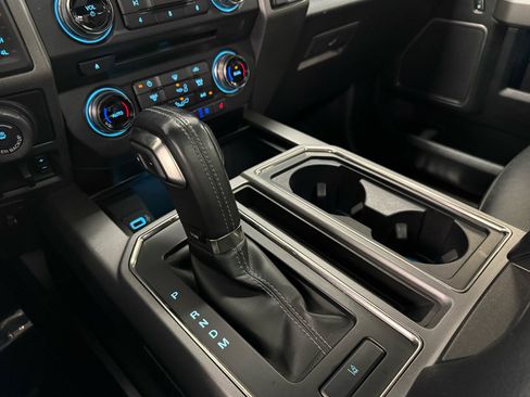 Used 2018 Ford F150 Raptor w/ Equipment Group 802A Luxury image 19