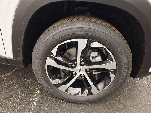 New 2026 Chevrolet Trax RS w/ Driver Confidence Package FWD image 11
