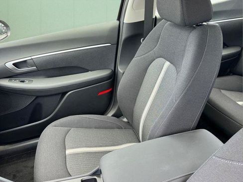New 2026 Hyundai Sonata SE FWD image 9