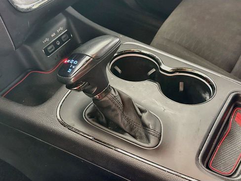 Used 2019 Dodge Durango GT w/ Blacktop Package AWD/4WD image 16