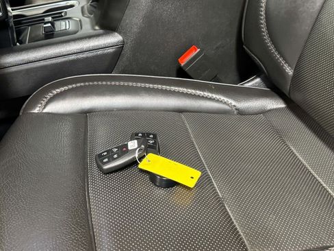 Used 2023 GMC Sierra 1500 Denali w/ Denali Reserve Package image 20