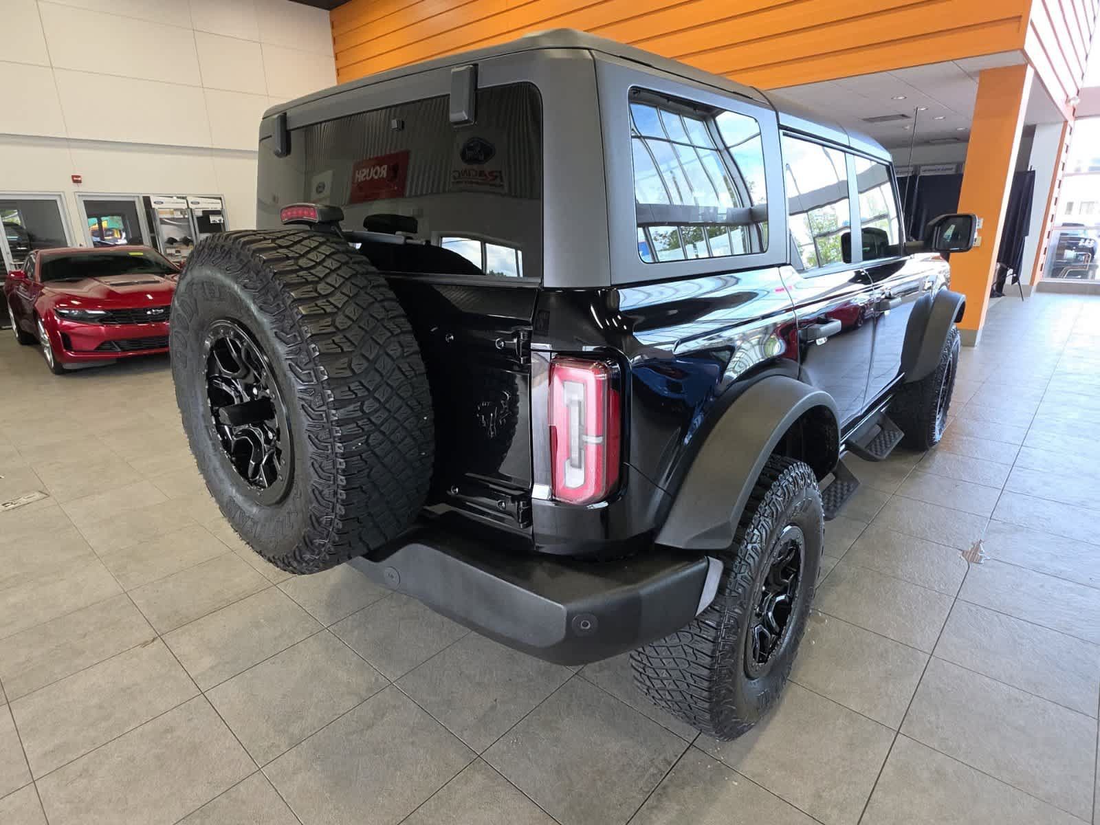 Used 2023 Ford Bronco Wildtrak AWD/4WD image 6