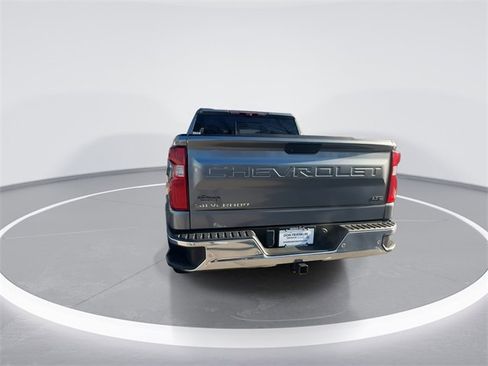 Used 2021 Chevrolet Silverado 1500 LTZ w/ LTZ Premium Package image 7