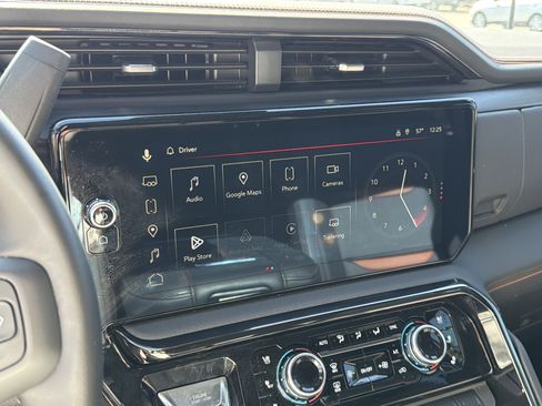 Used 2024 GMC Sierra 2500 AT4 w/ AT4 Premium Plus Package image 30