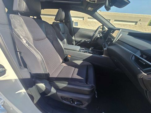 New 2026 Lexus RX 450h AWD image 10