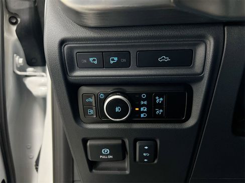 Used 2023 Ford F150 Lariat w/ Equipment Group 502A High image 19