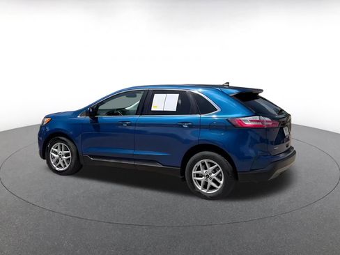 Used 2024 Ford Edge SEL image 10
