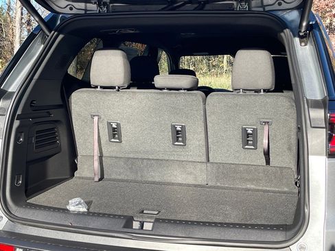 New 2025 GMC Acadia Elevation w/ Black Edition FWD image 10