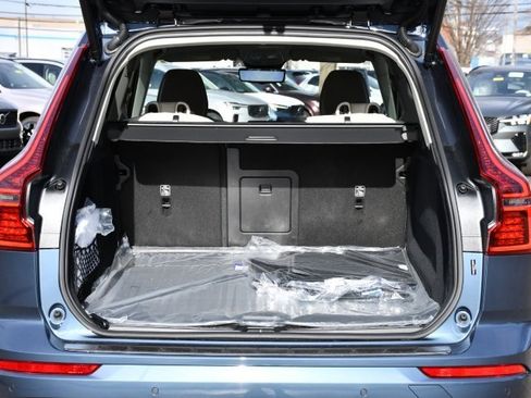 New 2026 Volvo XC60 B5 Ultra w/ Protection Package Premier image 27