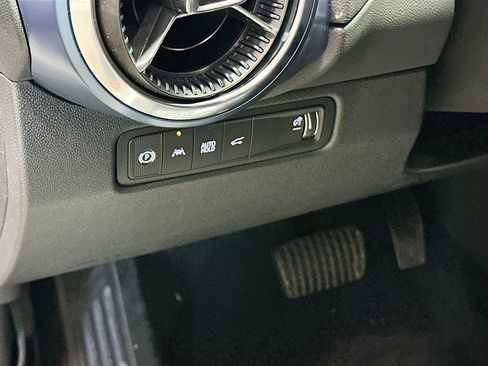 New 2026 Chevrolet Equinox EV LT image 11