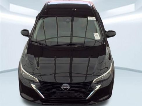 Used 2025 Nissan Sentra SV FWD image 3