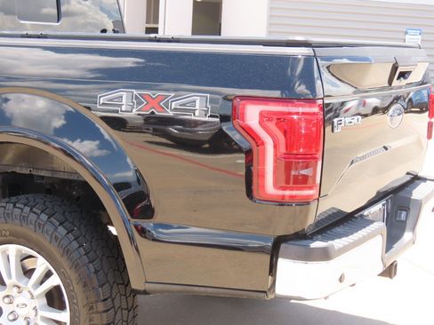 Used 2016 Ford F150 Lariat w/ Equipment Group 501A Mid AWD/4WD image 15