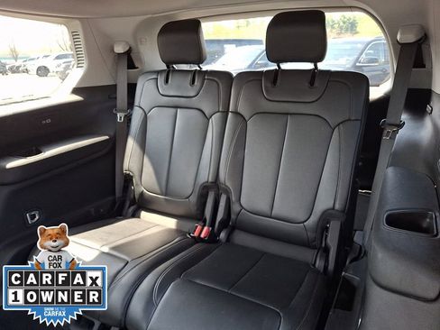 Used 2023 Jeep Grand Cherokee L Limited image 10