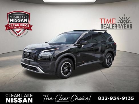 Certified 2025 Nissan Pathfinder Rock Creek AWD/4WD image 3