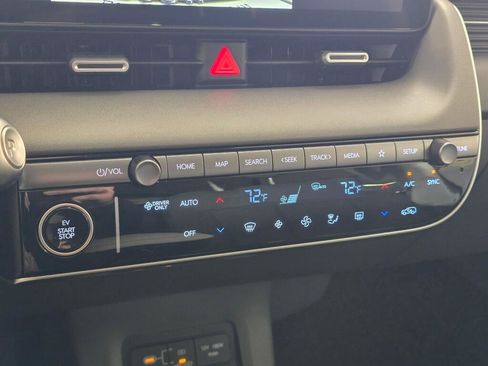 New 2026 Hyundai Ioniq 5 SEL image 28